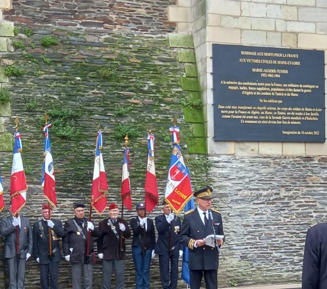 Lecture du message de la sécrétaire d'Etat aux anciens combattants et à la Mémoire par M. le préfet